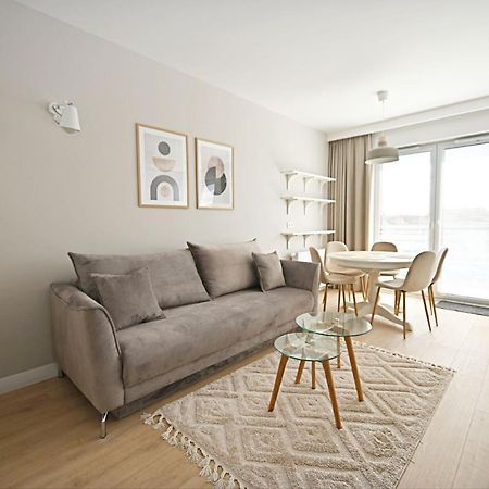 Beige 3City Apartment With Parking In Gdansk By Noclegi Renters Dış mekan fotoğraf
