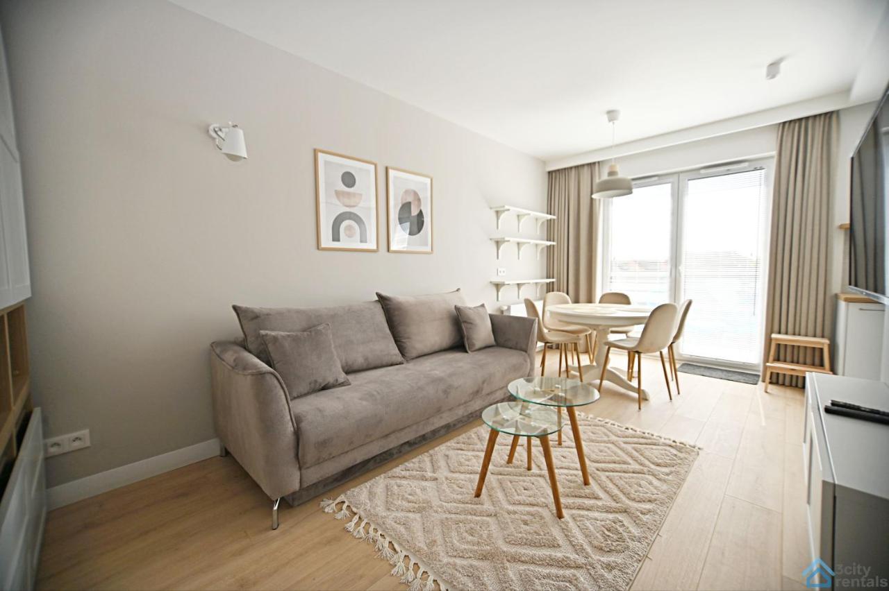 Beige 3City Apartment With Parking In Gdansk By Noclegi Renters Dış mekan fotoğraf