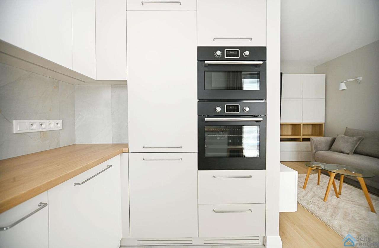 Beige 3City Apartment With Parking In Gdansk By Noclegi Renters Dış mekan fotoğraf