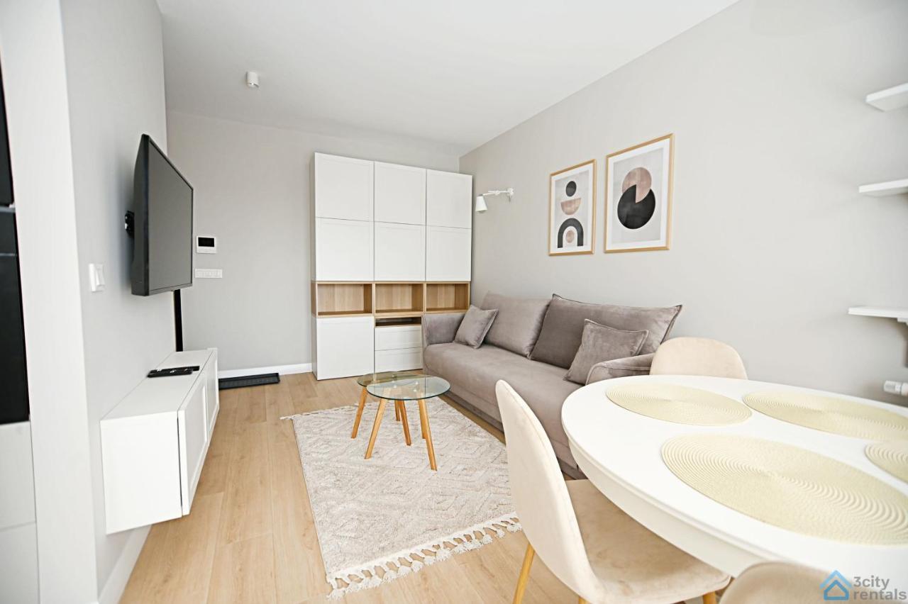 Beige 3City Apartment With Parking In Gdansk By Noclegi Renters Dış mekan fotoğraf
