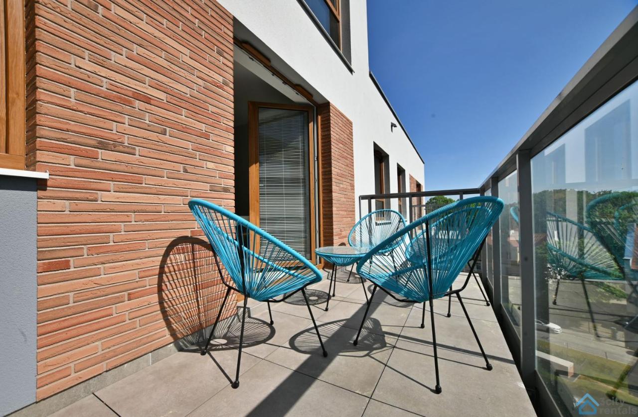 Beige 3City Apartment With Parking In Gdansk By Noclegi Renters Dış mekan fotoğraf