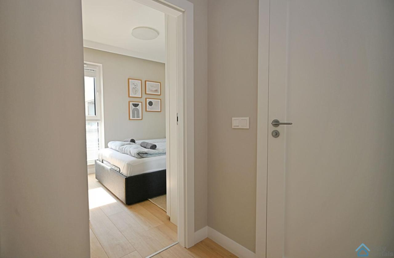 Beige 3City Apartment With Parking In Gdansk By Noclegi Renters Dış mekan fotoğraf