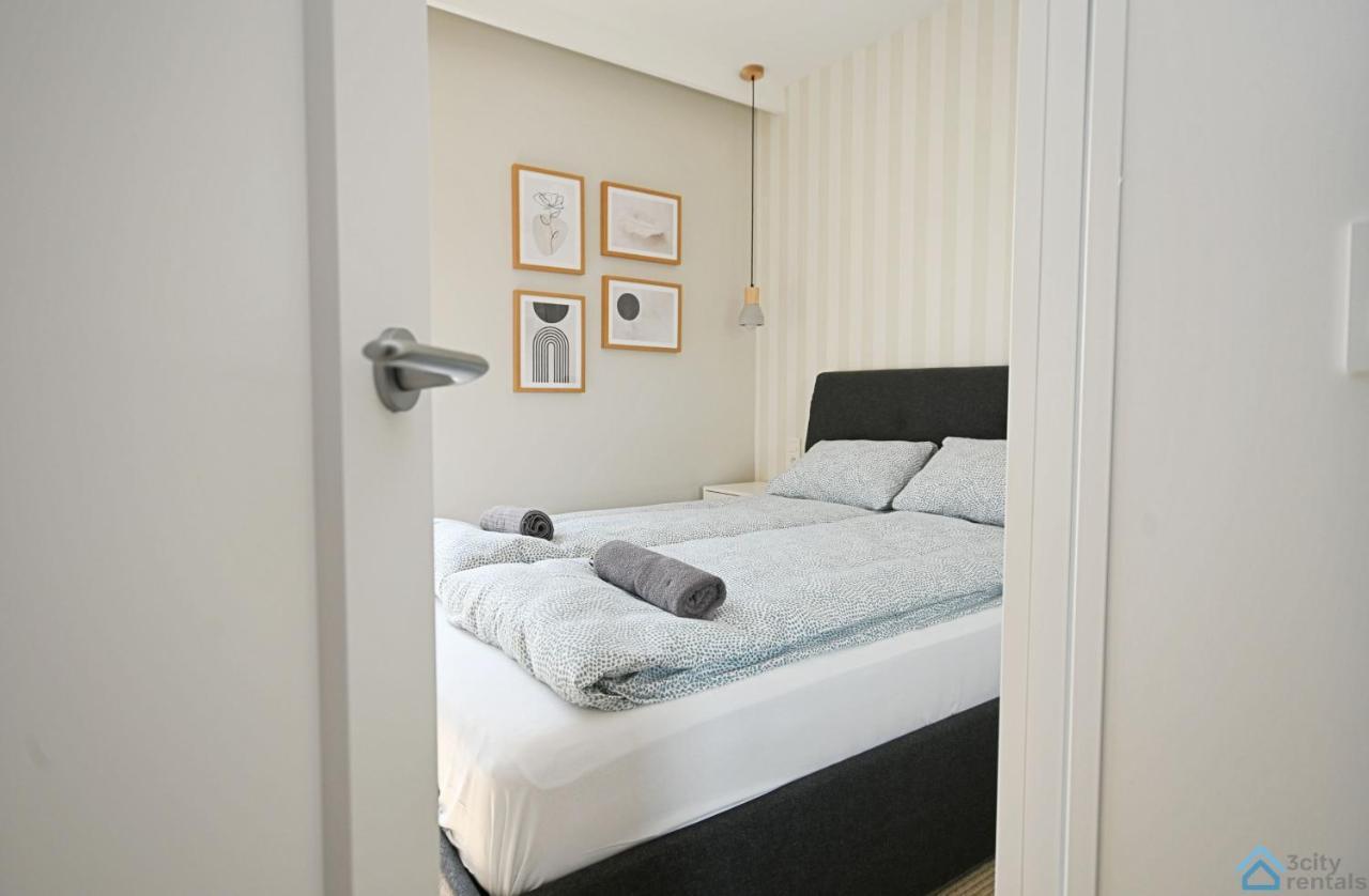 Beige 3City Apartment With Parking In Gdansk By Noclegi Renters Dış mekan fotoğraf